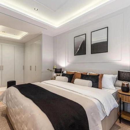 The Center - Brussels City Lopider ภายนอก รูปภาพ